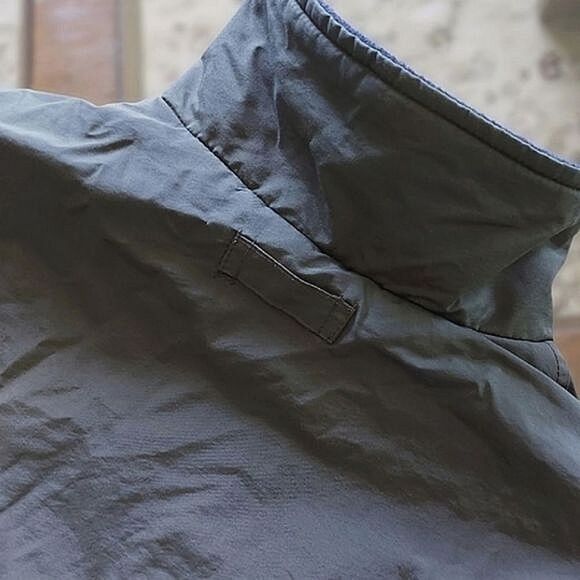 Vtg North Country nylon fleece lined zip vest - Picture 8 of 12